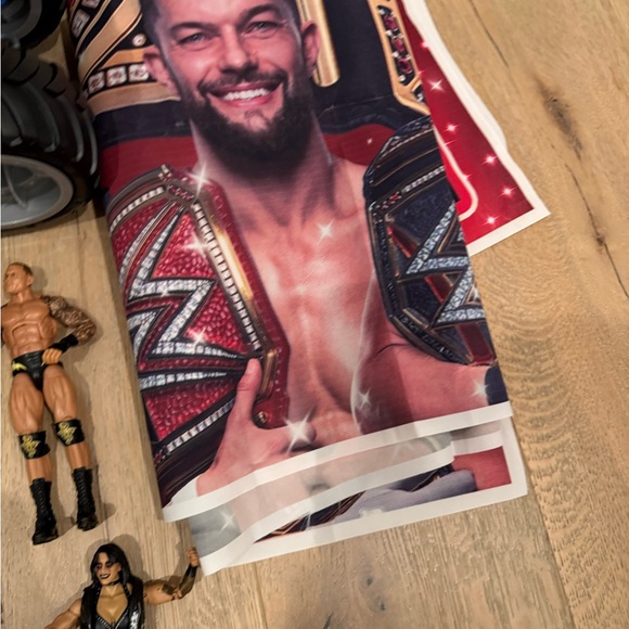 WWE Monster Truck and Action Figures Set with banner - Picture 5 of 5